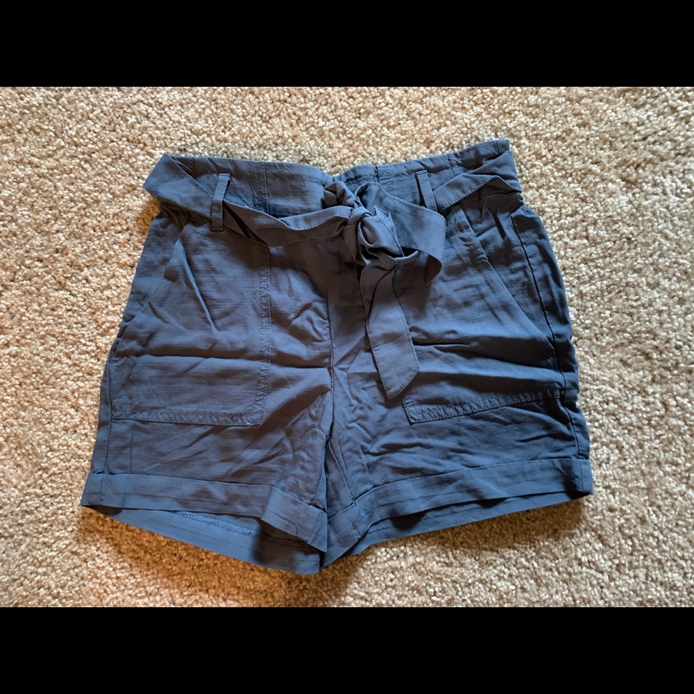 LOFT high rise shorts. NWT. Soft & comfortable. Stretchy waistband. Size XS